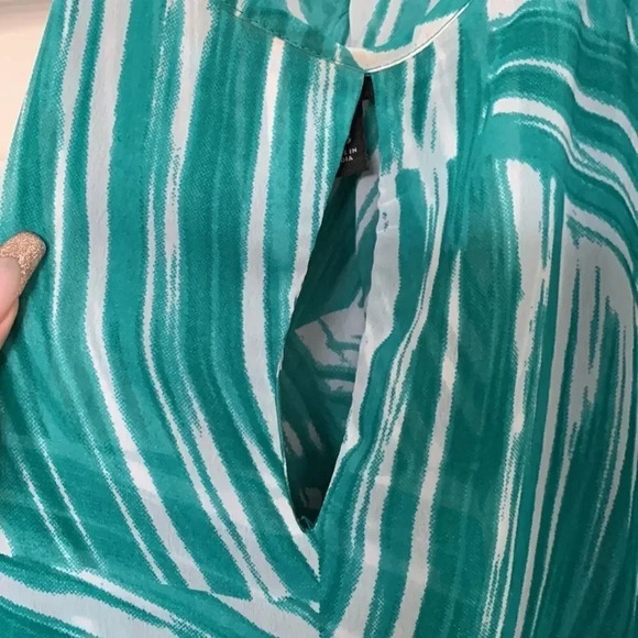 Banana Republic Keyhole Halter Top - Picture 5 of 6